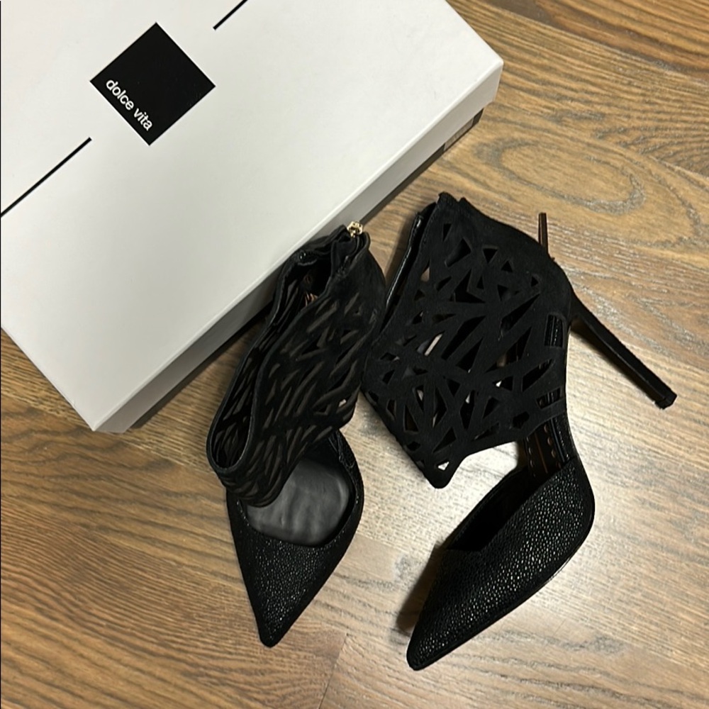 DV heels